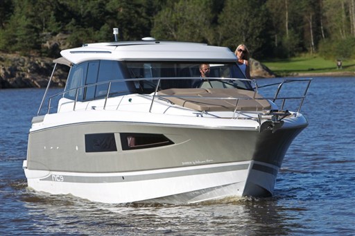 Jeanneau NC 9 1