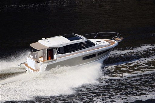 Jeanneau NC 9 2