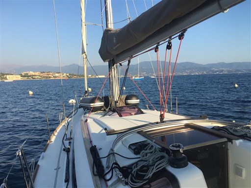 Jeanneau Sun Odyssey 379 10