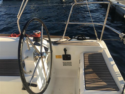 Jeanneau Sun Odyssey 379 14