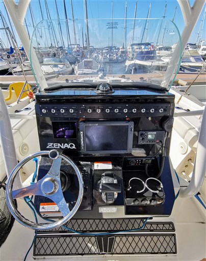 Wellcraft Marine 242 Fisherman 3
