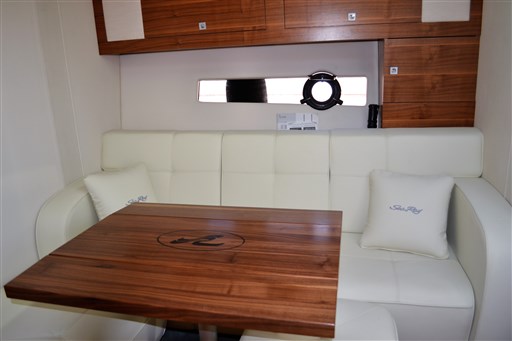 Sea Ray Boats 355 SUNDACER 2