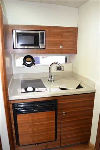 Sea Ray Boats 355 SUNDACER 3