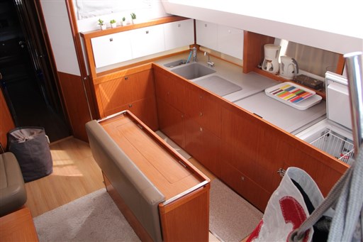 Beneteau SENSE 55 9