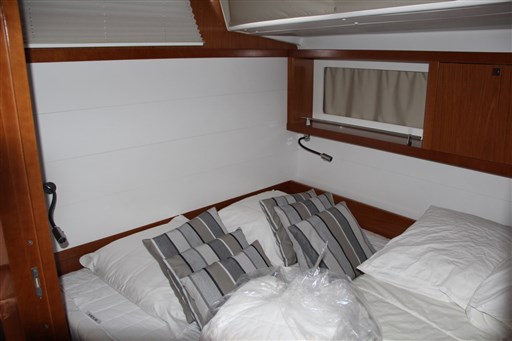 Beneteau SENSE 55 13