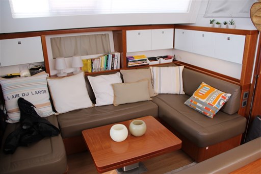 Beneteau SENSE 55 12