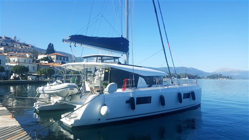 Lagoon 42 1