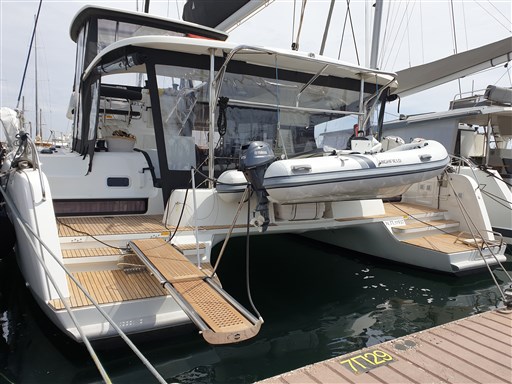 Lagoon 42 4