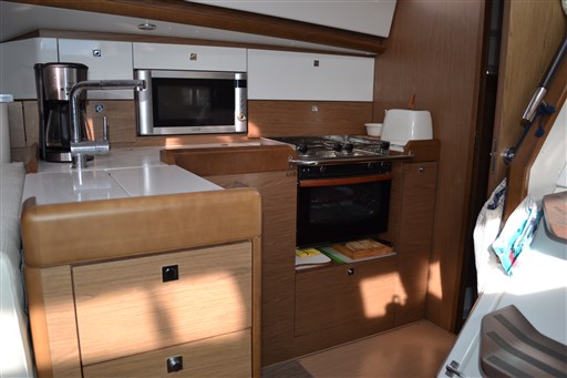 Jeanneau SUN ODYSSEY 44 DS 6