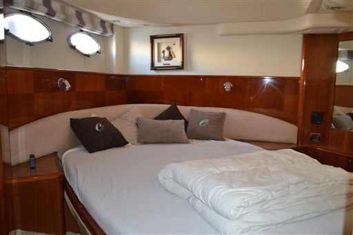 Princess Yachts V58 18
