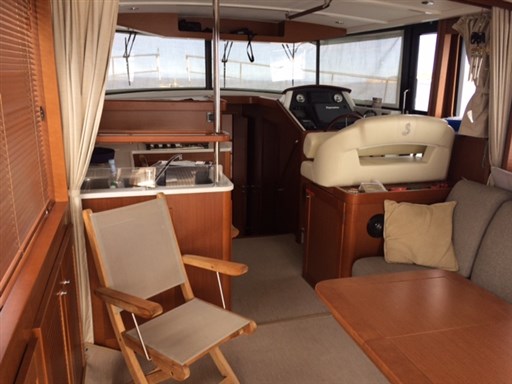 Beneteau Swift Trawler 44 5