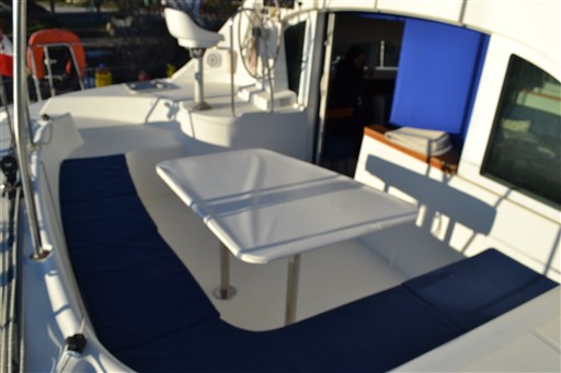 Lagoon Lagoon 380 1