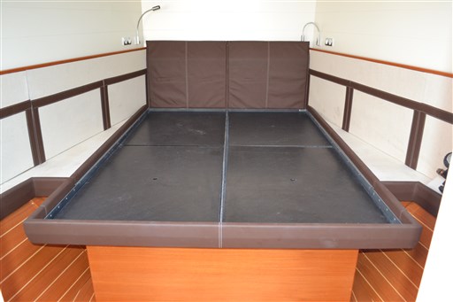 Nautor's CLUB SWAN 50 18
