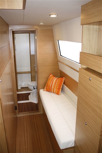 C-Catamarans 37 10
