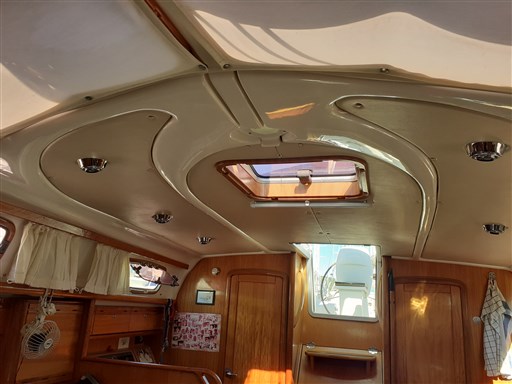 Bavaria 37 Cruiser 16