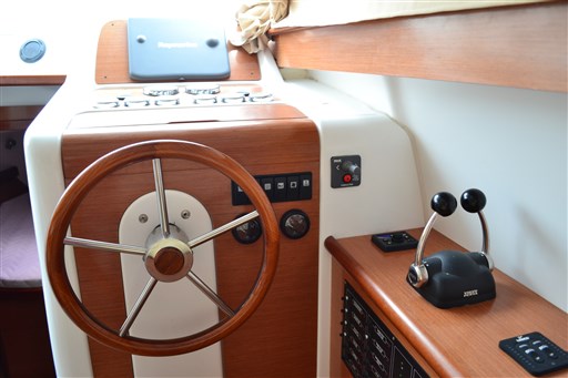 Beneteau Antares 10.80 7