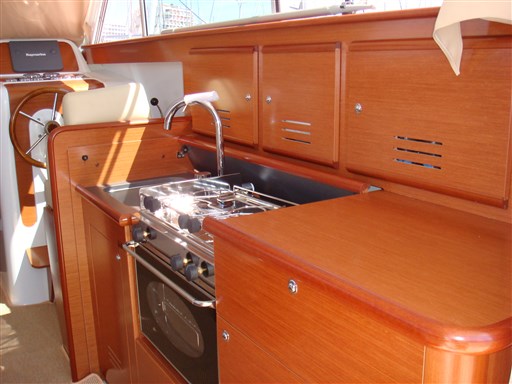 Beneteau Antares 10.80 5