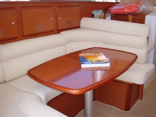 Beneteau Antares 10.80 4