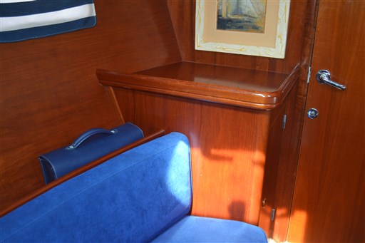 Beneteau Oceanis 411 13
