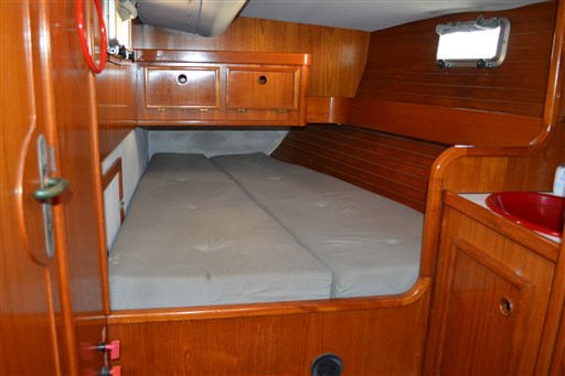 Jeanneau SUN KISS 47 11