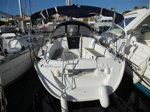 Jeanneau SUN ODYSSEY 32i 1