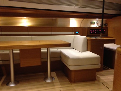 Jeanneau JEANNEAU 57 10