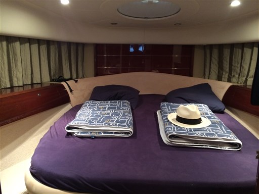 Princess Yachts V48 6