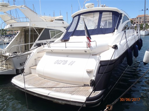 Princess Yachts V48