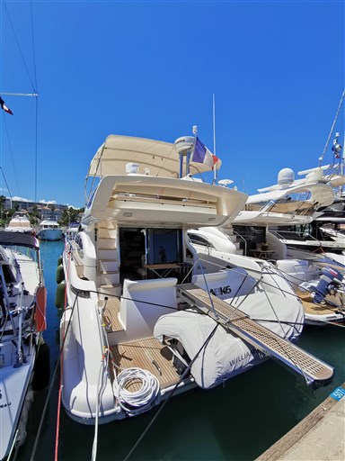 Azimut 47 Fly
