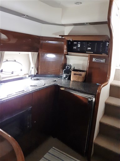 Princess Yachts V 42 15