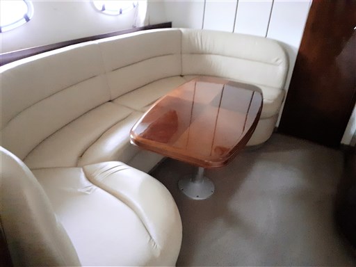 Princess Yachts V 42 16