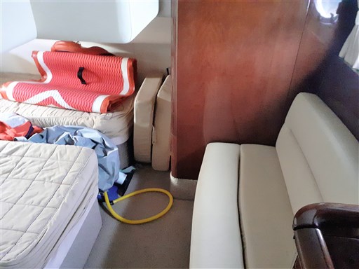 Princess Yachts V 42 19