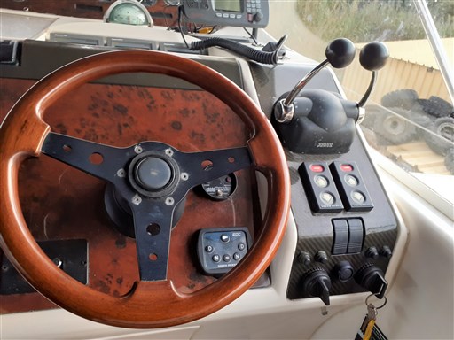 Princess Yachts V 42 13