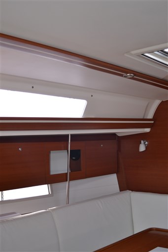 Dufour Yachts 375 Grand Large 9