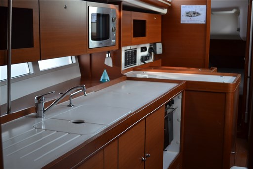 Dufour Yachts 375 Grand Large 2
