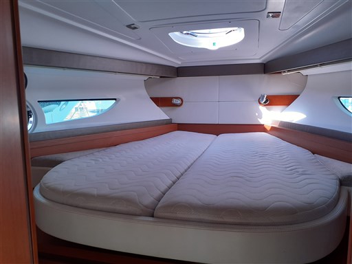 Beneteau GT 38 18