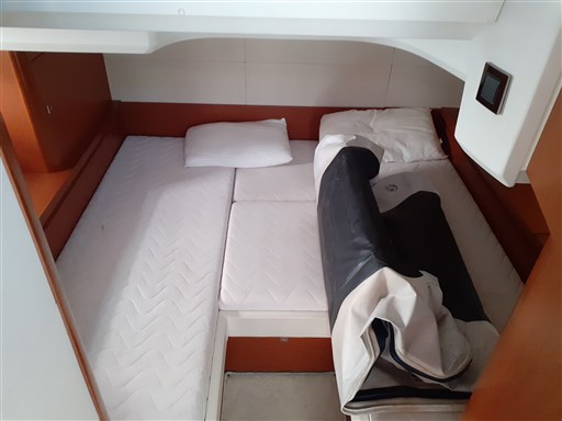 Beneteau GT 38 19