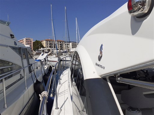 Beneteau GT 38 3
