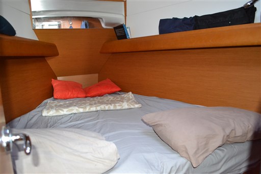 Jeanneau Sun Odyssey 379 11