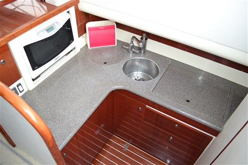 Fairline PHANTOM 38 14