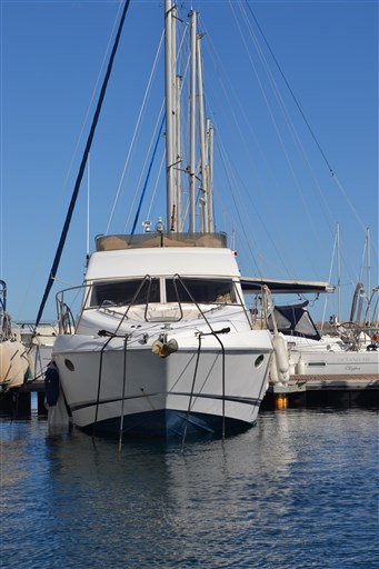 Fairline PHANTOM 38 1