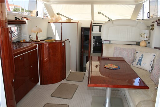 Fairline PHANTOM 38 7