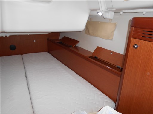 Beneteau OCEANIS 40 11