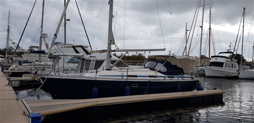 Bavaria Bavaria 37 2
