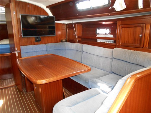 Bavaria Bavaria 37 8