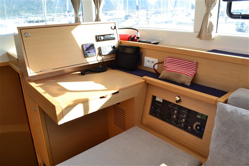 Lagoon 39 8