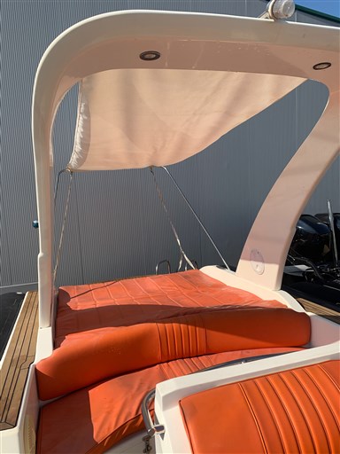 Delta Bay Sea Club 900 6