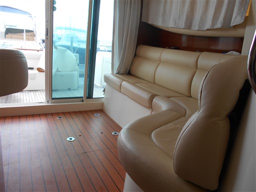 Jeanneau Prestige 32 Fly 11