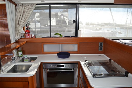 Beneteau Swift Trawler 44 11