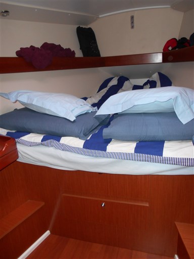 Beneteau OCEANIS 37 5